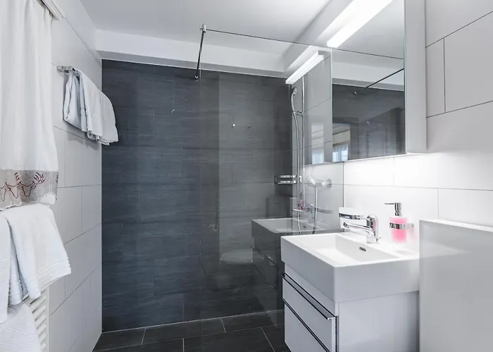 Sunna Höckli - Pistennah Und Ruhig Mit Panoramablick